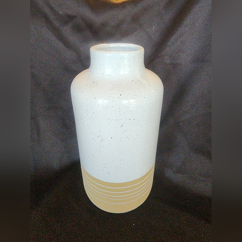 Ceramic Farmhouse Vase 8 inches Tall